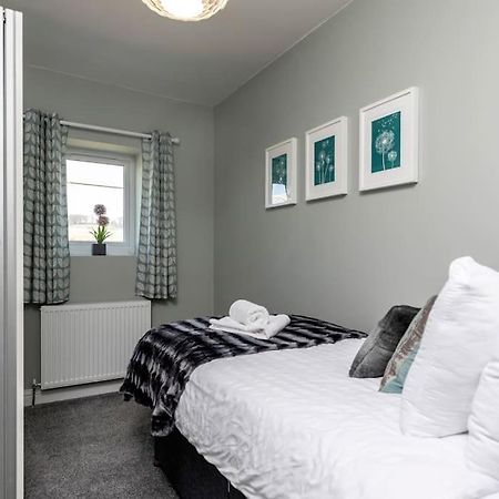 Auckland View - A Comfy & Spacious 4Bed With Views Coundon Exterior photo