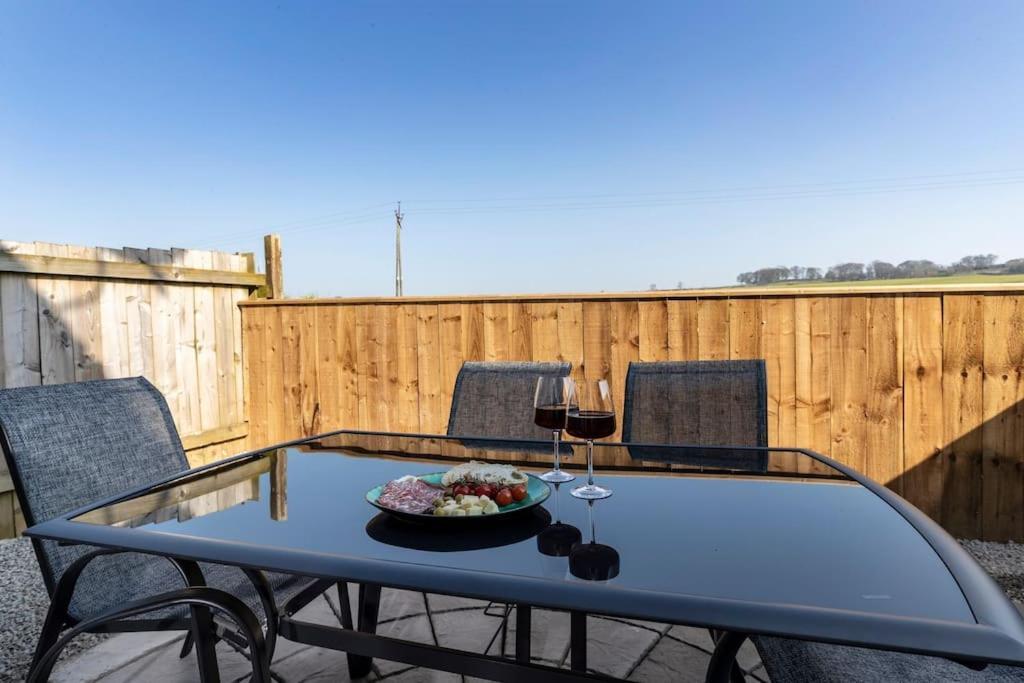 Auckland View - A Comfy & Spacious 4Bed With Views Coundon Exterior photo